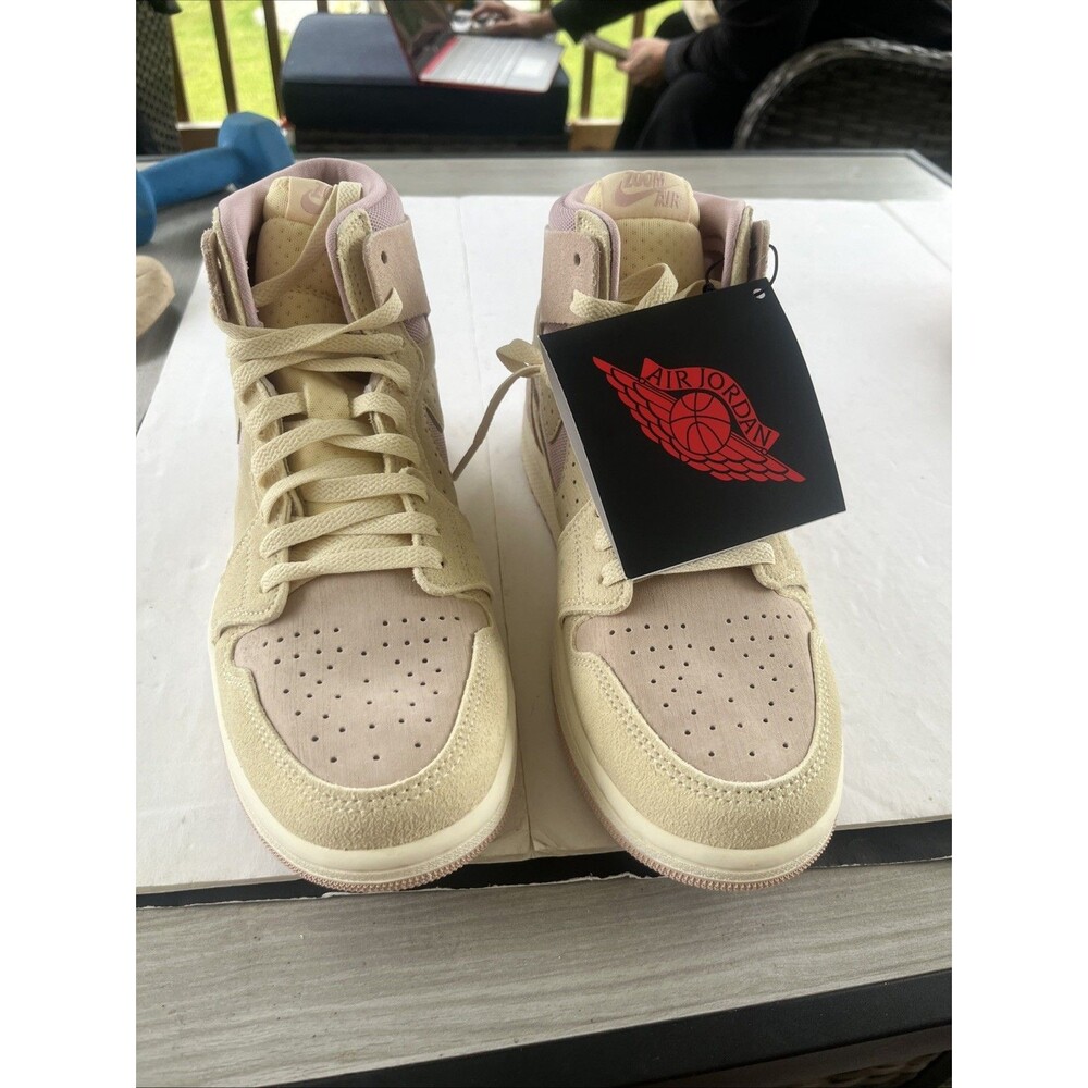 Size 9 - Air Jordan 1 Zoom Comfort 2 High Muslin Plum Chalk W